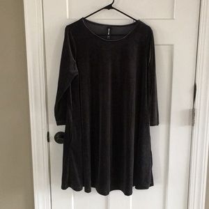 Agnes & Dora Charcoal Velvet Swing XXL